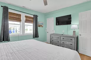 208 Woody Hewett Ave, Carolina Beach, NC 28428 - Photo 25