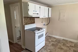 2306 Bay St, Morehead City, NC 28557 - Photo 5