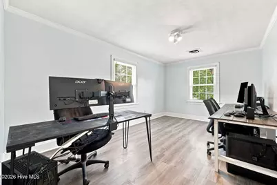 409 Oxford Road, Greenville, NC 27858 - Photo 25
