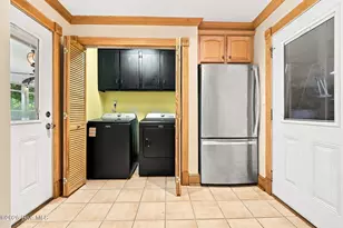 409 Oxford Rd, Greenville, NC 27858 - Photo 17