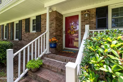 1002 Karen Drive, New Bern, NC 28562 - Photo 7