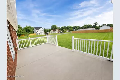 112 Wilda Drive, Jacksonville, NC 28546 - Photo 3