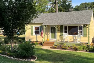 209 E Franklin St, Spring Hope, NC 27882 - Photo 3