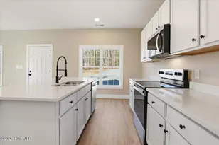 262 Chartres St, Fuquay Varina, NC 27526 - Photo 7