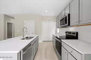 310 Chartres St, Fuquay Varina, NC 27526 - Photo 9