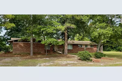 2206 Second Avenue, Elizabethtown, NC 28337 - Photo 1