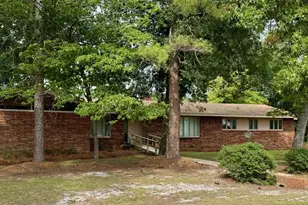 2206 2nd Ave, Elizabethtown, NC 28337 - Photo 1