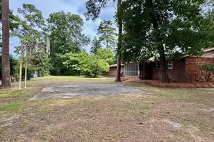 2206 2nd Ave, Elizabethtown, NC 28337 - Photo 7