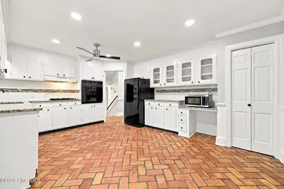 116 Oxford Road, Greenville, NC 27858 - Photo 13