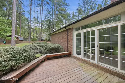 335 W Hedgelawn Way, Southern Pines, NC 28387 - Photo 35