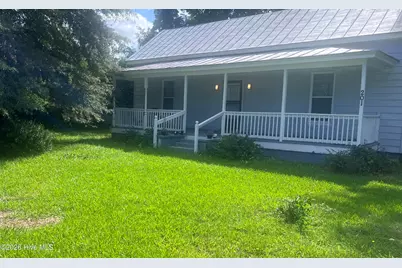 201 N White Street, Whitakers, NC 27891 - Photo 3