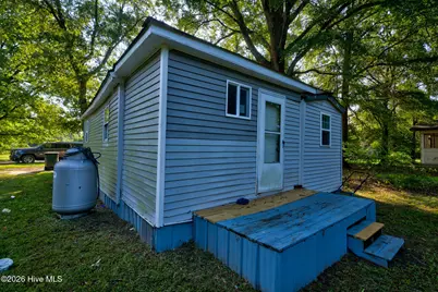 605 E Covington Street, Laurinburg, NC 28352 - Photo 35