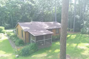 227 Pigott Rd, Gloucester, NC 28528 - Photo 9
