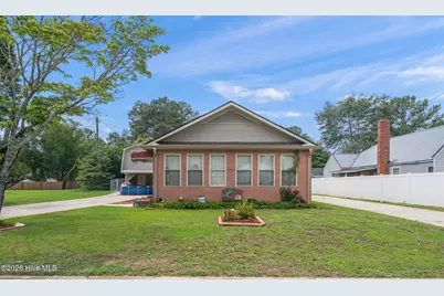 307 W Canary Street, Dunn, NC 28334 - Photo 1