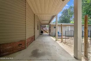 307 W Canary St, Dunn, NC 28334 - Photo 47