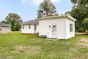 206 W Clement St, Wallace, NC 28466 - Photo 27