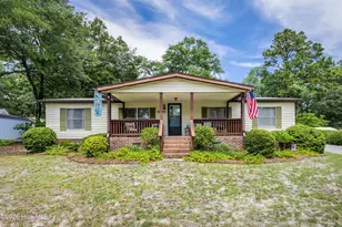 609 Magnolia Dr, Sunset Beach, NC 28468 - Photo 1