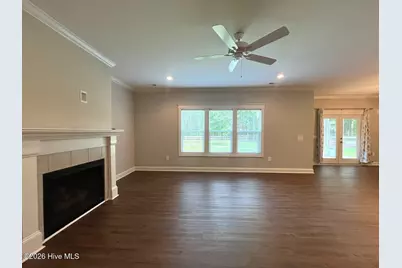 404 Endicott Court, Carthage, NC 28327 - Photo 7