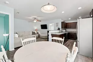 133 James Ave, Surf City, NC 28445 - Photo 9