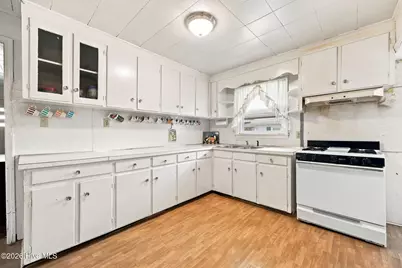 113 E 1st Street, Kinston, NC 28504 - Photo 7