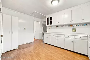 113 E 1st St, Kinston, NC 28504 - Photo 9