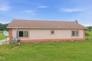 5936 Long Branch Rd, Wilson, NC 27893 - Photo 7