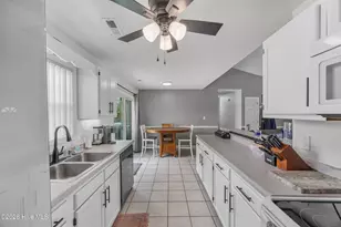262 Parnell Rd, Hubert, NC 28539 - Photo 15