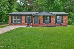 300 Walnut Dr, Jacksonville, NC 28540 - Photo 1