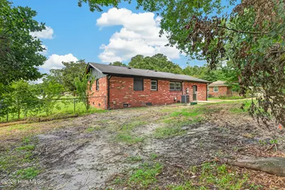 300 Walnut Drive, Jacksonville, NC 28540 - Photo 29