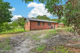 300 Walnut Dr, Jacksonville, NC 28540 - Photo 29