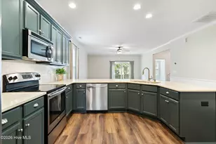 115 Bunchberry Ct, Hampstead, NC 28443 - Photo 11
