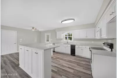 1804 W Church Street, Elizabeth City, NC 27909 - Photo 13