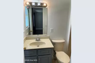 221 E Bladen Street, Bladenboro, NC 28320 - Photo 33
