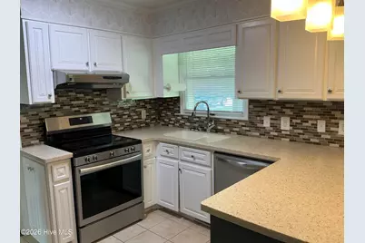221 E Bladen Street, Bladenboro, NC 28320 - Photo 13
