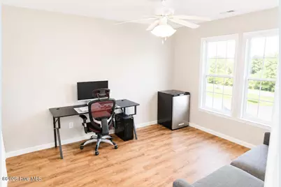 103 Amberwine Circle, Richlands, NC 28574 - Photo 23