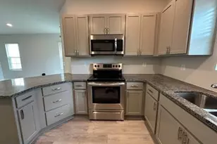 410 Blockade Shl Ln, Jacksonville, NC 28546 - Photo 5