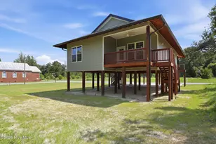 303 E Jones St, Trenton, NC 28585 - Photo 3