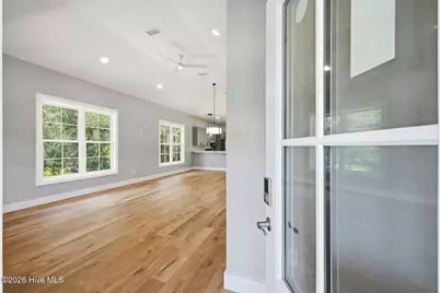 303 E Jones Street, Trenton, NC 28585 - Photo 5