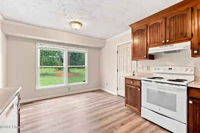 924 E Winds Lane, Fayetteville, NC 28311 - Photo 13