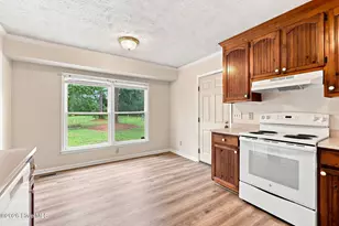 924 E Winds Ln, Fayetteville, NC 28311 - Photo 13