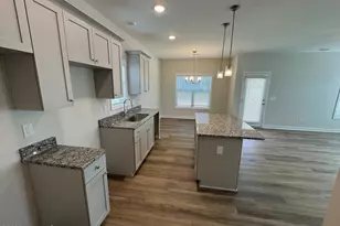 198 Holden Ln, Aberdeen, NC 28315 - Photo 9