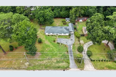 2610 Evans Street, Greenville, NC 27834 - Photo 47