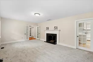 2610 Evans St, Greenville, NC 27834 - Photo 9