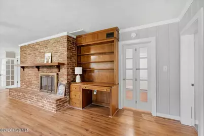 2610 Evans Street, Greenville, NC 27834 - Photo 13