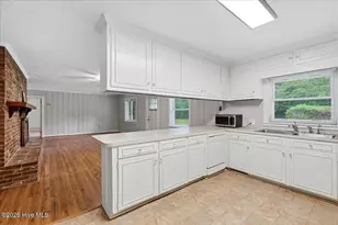 2610 Evans St, Greenville, NC 27834 - Photo 19