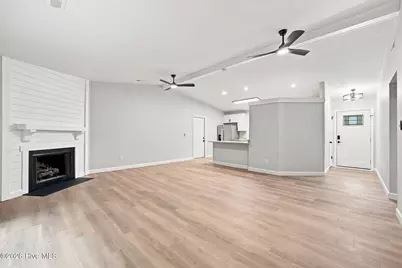 1114 Plymouth Drive, New Bern, NC 28562 - Photo 11