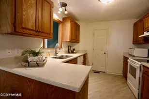 265 Longleaf Dr, West End, NC 27376 - Photo 11