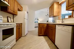 265 Longleaf Dr, West End, NC 27376 - Photo 9