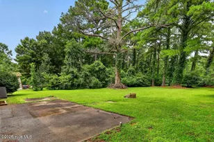 602 W Thurman Rd, New Bern, NC 28562 - Photo 13