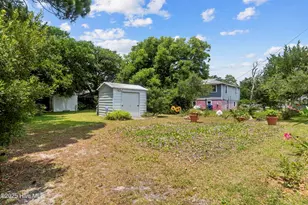 109 Sunshine Ct, Beaufort, NC 28516 - Photo 35
